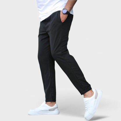 MIRAVO | Pantalones elásticos para hombre moderno